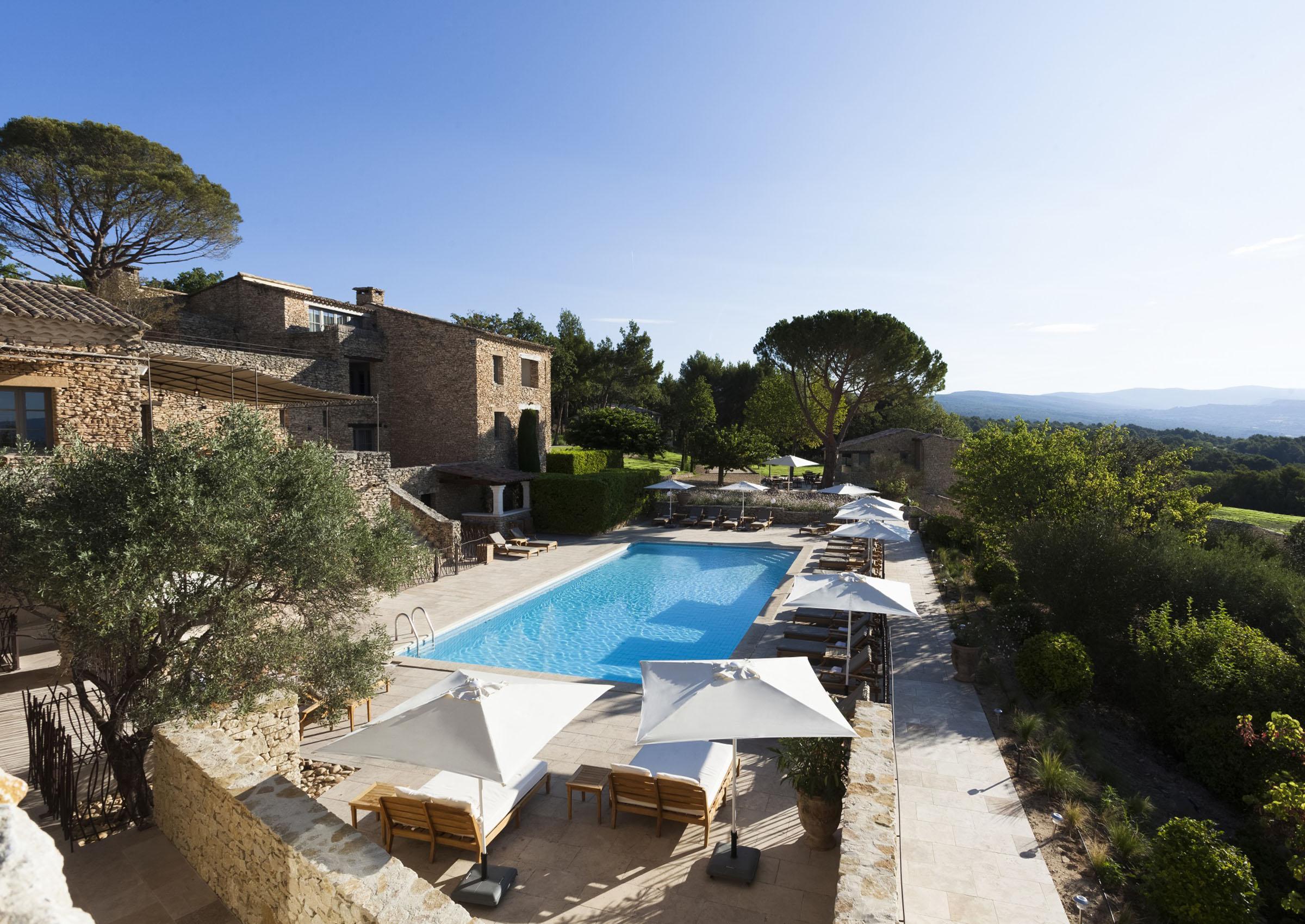 Le Mas des Herbes Blanches et Spa list